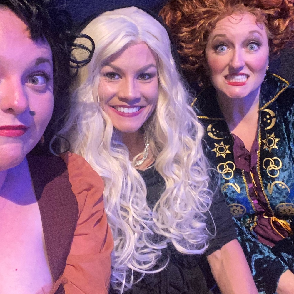EUC Custom Theatrical Wig Halloween Hocus Pocus Sarah Sanderson Witch Blonde